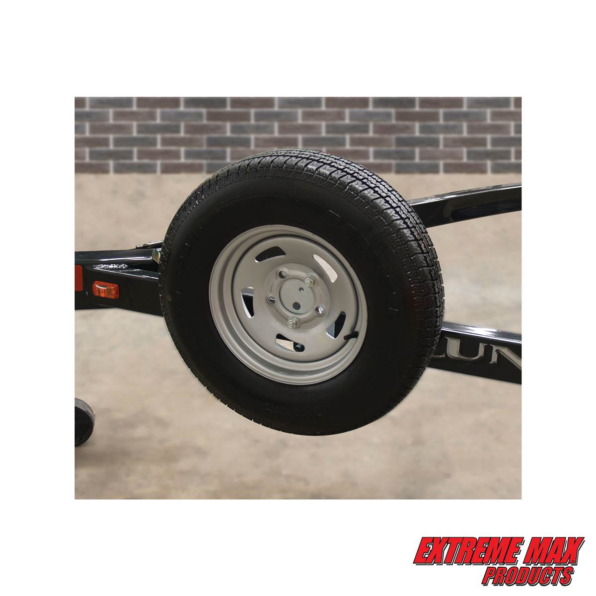 Extreme Max 3004.4553 Economy Spare Tire Carrier